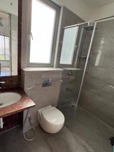 Bathroom Image of 1600 Sq.ft 3 BHK Apartment / Flat for sale in Kalpataru Jade Residences, Baner Pune for Rs. 26000000