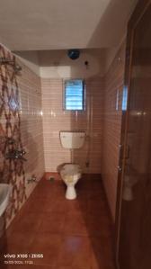 Bathroom Image of 750 Sq.ft 2 BHK Apartment / Flat for sale in Lake Town Kolkata for Rs. 3300000