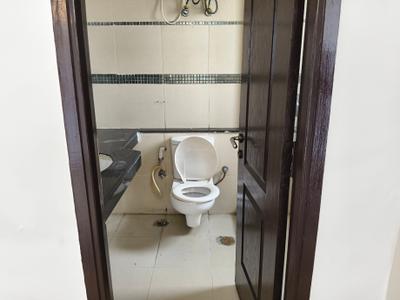 Image of 1388 Sq.ft 3 BHK Apartment / Flat for sale in Unitech Uniworld Gardens 2, Sector 47, Gurgaon for Rs. 19300000