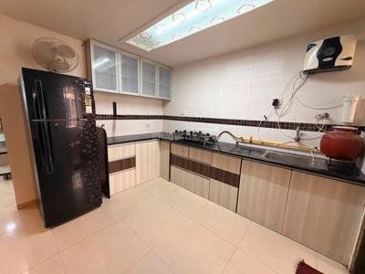 Kitchen Image of 1600 Sq.ft 3 BHK Apartment / Flat for rent in New Alkapuri Vadodara for Rs. 40000