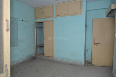 Bedroom Image of 646 Sq.ft 2.5 BHK Apartment / Flat for sale in Himgiri Apartment, Sector 34 Noida for Rs. 8948604