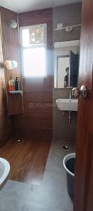 Bathroom Image of 610 Sq.ft 1 RK Apartment / Flat for rent in Purvanchal Royal City Phase 2, Chi V Greater Noida for Rs. 25000