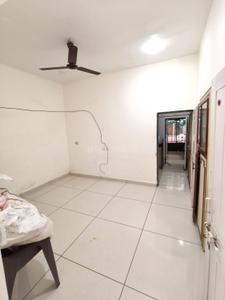 Bedroom Image of 1150 Sq.ft 2 BHK Builder Floor for rent in Shyamal Ahmedabad for Rs. 21000