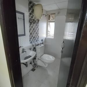 Bathroom Image of 1575 Sq.ft 3 BHK Apartment / Flat for sale in Unnati The Aranya Phase 2, Sector 119 Noida for Rs. 9900000