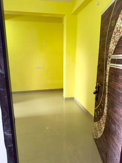 Flat in Tiljala Main Image 1