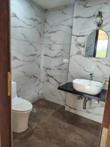 Bathroom Image of 3000 Sq.ft 3 BHK Apartment / Flat for rent in Jubilee Hills Hyderabad for Rs. 120000