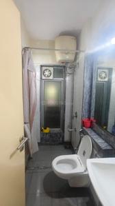 Bathroom Image of 490 Sq.ft 1 BHK Apartment / Flat for rent in Kalpataru Hills, Thane West Thane for Rs. 30000