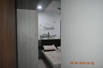 Bedroom Image of 1200 Sq.ft 2 BHK Apartment / Flat for rent in Shiv Shubham Pearl, Palanpur Surat for Rs. 26000