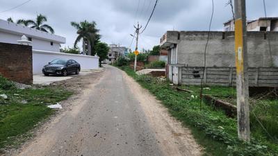 Image of 684 Sq.ft Residential Plot / Land for sale in Sairam Reviera Greens, Rajajipuram, Lucknow for Rs. 702000