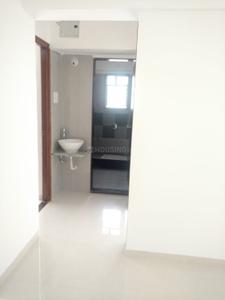 Bathroom Image of 1300 Sq.ft 3 BHK Apartment / Flat for sale in Ramesh Hermes Heritage Phase 1, Yerawada Pune for Rs. 16000000