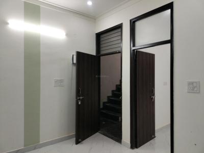 Living Room Image of 750 Sq.ft 2 BHK Apartment / Flat for sale in CI Golf City Floor, Kambakshpur Noida for Rs. 3082120
