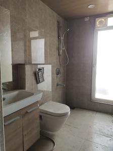 Common Bathroom Image of 1800 Sq.ft 3 BHK Apartment / Flat for rent in SD The Lumiere, Andheri West Mumbai for Rs. 160000