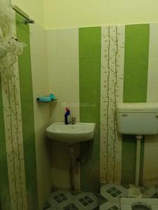 Bathroom Image of 400 Sq.ft 2 BHK Independent House for rent in Ramkrishan Nagar Patna for Rs. 5000