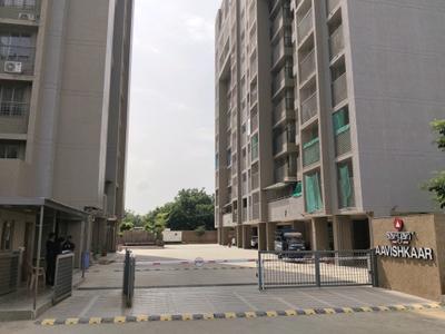 Gated Community Images of 1500 Sq.ft 3 BHK Apartment / Flat for sale in Aaryan Aviskaar, Shela Ahmedabad for Rs. 8200000