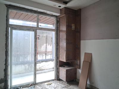 Bedroom Image of 1500 Sq.ft 3.5 BHK Apartment / Flat for sale in Investwell Hometech Homes, Sector 102 Noida for Rs. 7000000