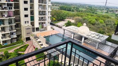 Balcony Image of 1150 Sq.ft 2.5 BHK Apartment / Flat for rent in Gulshan Botnia, Sector 144 Noida for Rs. 36000
