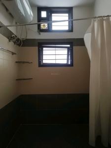 Common Bathroom Image of 4200 Sq.ft 4 BHK Independent House for rent in Sanjaynagar Bengaluru for Rs. 300000