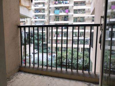 Living Room Image of 1499 Sq.ft 3 BHK Apartment / Flat for sale in Gaursons Gaur City 2 11th Avenue, Noida Extension Greater Noida for Rs. 13600000