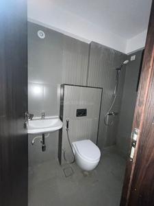 Bathroom Image of 1300 Sq.ft 2.5 BHK Apartment / Flat for rent in Runal Spacio, Ravet Pune for Rs. 27000