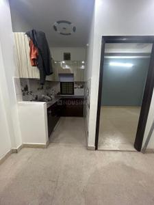 Kitchen Image of 550 Sq.ft 1 BHK Builder Floor for rent in Preet Vihar New Delhi for Rs. 12000