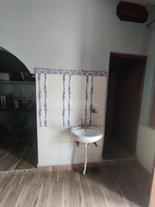 Bathroom Image of 999 Sq.ft 3.5 BHK Independent House for sale in Ganga Nagar Meerut for Rs. 4500000