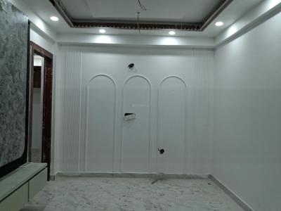 Living Room Image of 1450 Sq.ft 3 BHK Apartment / Flat for sale in RN Metro Heights, Sector 72 Noida for Rs. 5800000