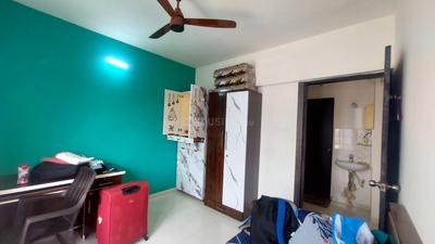 Bedroom Image of 1200 Sq.ft 3 BHK Apartment / Flat for rent in Mantra Essence, Undri Pune for Rs. 32000