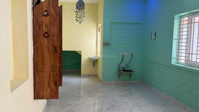 Bedroom Image of 700 Sq.ft 2 BHK Independent House for rent in Selvapuram Coimbatore for Rs. 15000