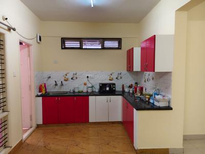 Kitchen Image of 950 Sq.ft 2 BHK Apartment / Flat for rent in Halasuru Bengaluru for Rs. 25000
