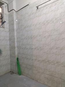 Common Bathroom One Image of 750 Sq.ft 1 BHK Apartment / Flat for rent in Anand Nagar, Sinhagad Road Pune for Rs. 21000