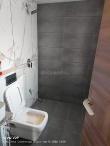 Image of 2025 Sq.ft 3 BHK Apartment / Flat for rent in Sharnam Aayan, Adalaj, Gandhinagar for Rs. 25000