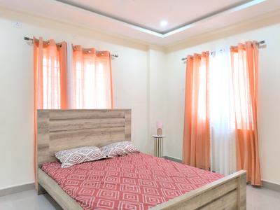 Emerald Heights Bedroom One 3