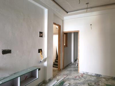 Living Room Image of 750 Sq.ft 2 BHK Builder Floor for sale in DLF Ankur Vihar Ghaziabad for Rs. 2425400