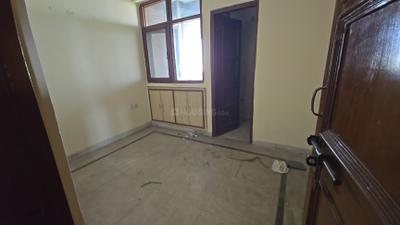 Bedroom Image of 1850 Sq.ft 3.5 BHK Apartment / Flat for rent in Sector 62 Noida for Rs. 37000