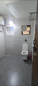 Bathroom Image of 1000 Sq.ft 2 BHK Apartment / Flat for rent in Dharampeth Nagpur for Rs. 25000