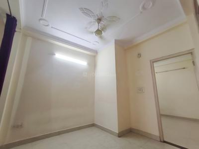 Bedroom Image of 700 Sq.ft 2 BHK Apartment / Flat for rent in Chhattarpur New Delhi for Rs. 15000