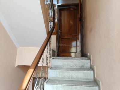 Balcony Image of 875 Sq.ft 2 BHK Independent House for rent in Rajouri Garden New Delhi for Rs. 26000