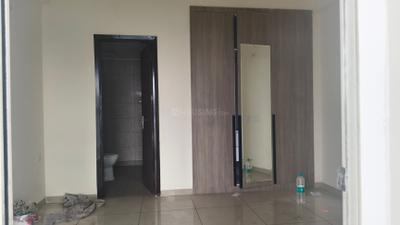 Bedroom Image of 1020 Sq.ft 2 BHK Apartment / Flat for rent in Gulshan Botnia, Sector 144 Noida for Rs. 34000