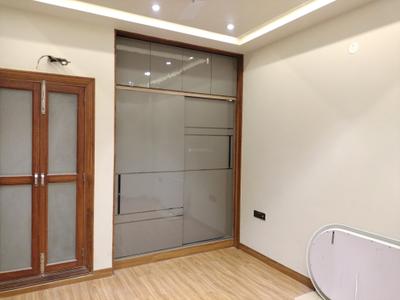 Bedroom Image of 1100 Sq.ft 3 BHK Builder Floor for sale in DDA Residential Flats, Sector 8 Dwarka New Delhi for Rs. 19000000