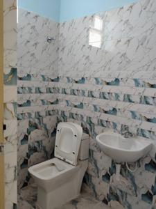 Bathroom Image of 1300 Sq.ft 3 BHK Apartment / Flat for rent in Kodambakkam Chennai for Rs. 45000
