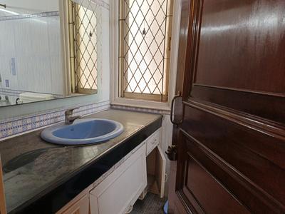 Image of 2000 Sq.ft 3 BHK Builder Floor for rent in Greater Kailash, New Delhi for Rs. 80000