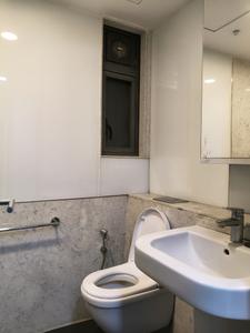 Common Bathroom Image of 850 Sq.ft 2 BHK Apartment / Flat for sale in Ghatkopar East Mumbai for Rs. 23500000