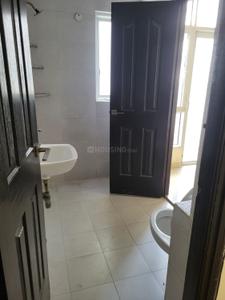 Bathroom Image of 1325 Sq.ft 3 BHK Apartment / Flat for rent in JM Aroma, Sector 75 Noida for Rs. 36200