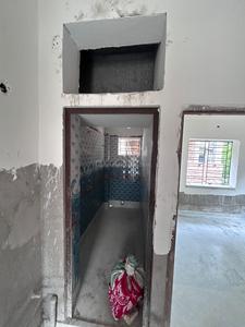 Bathroom Image of 420 Sq.ft 1 BHK Apartment / Flat for sale in Aurobindo Park Kolkata for Rs. 1550000