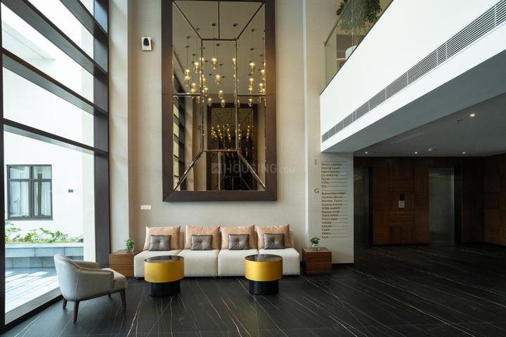 SKYLINE 24 CARET Balcony 1