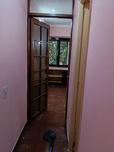 Bedroom Image of 2000 Sq.ft 3 BHK Builder Floor for rent in Alaknanda New Delhi for Rs. 60000