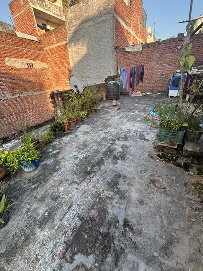 Om Nagar, Molarband Main Image 1