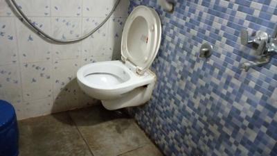 Bathroom Image of 650 Sq.ft 1.5 BHK Apartment / Flat for sale in Belapur CBD Navi Mumbai for Rs. 7000000