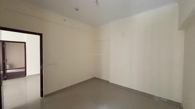 Bedroom Image of 1220 Sq.ft 3 BHK Apartment / Flat for sale in Amrapali Verona Heights, Noida Extension Greater Noida for Rs. 8945000