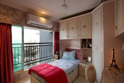 Bedroom Image of 750 Sq.ft 2 BHK Apartment / Flat for sale in Dadar West Mumbai for Rs. 35000000